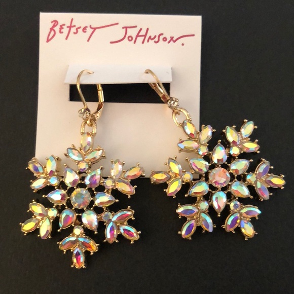 Betsey Johnson Gold Tone Snowflake Drop Earrings Iridescent Crystal Accents NWT - Picture 2 of 13